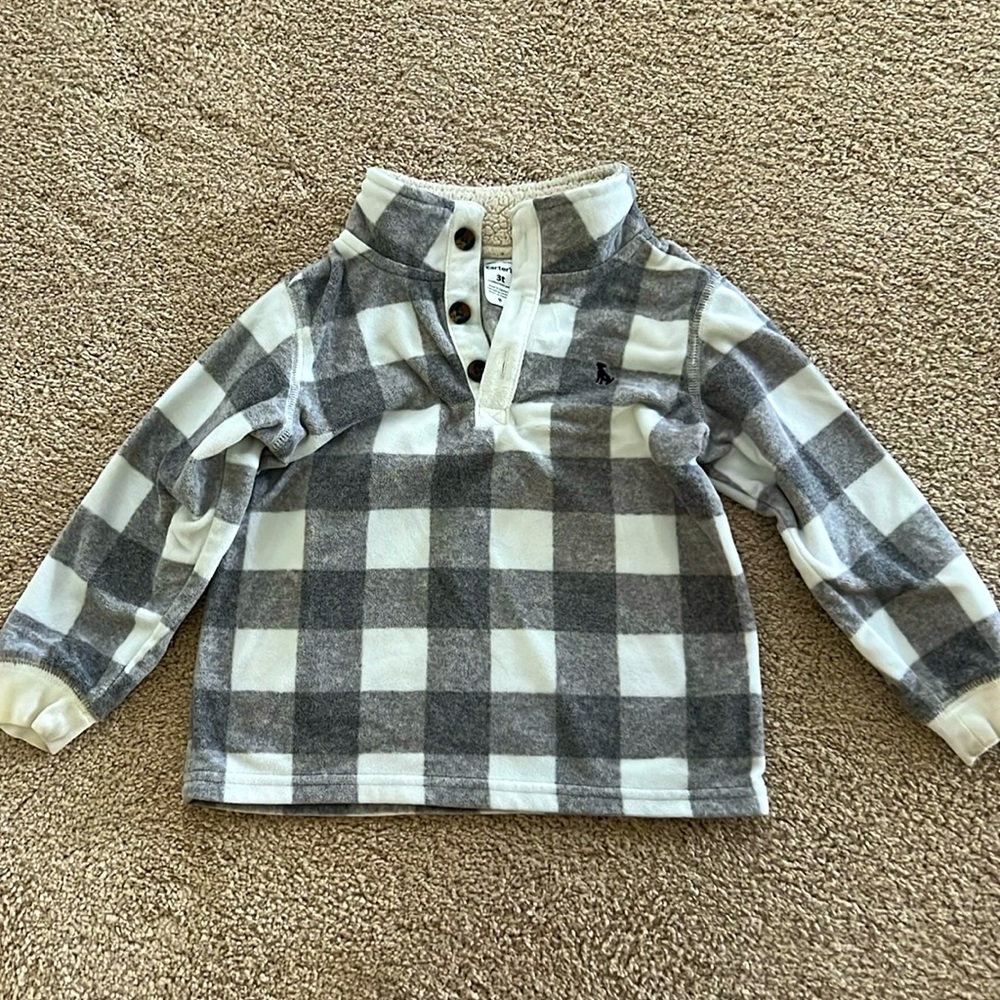 Carters 3T Buffalo plaid fleece top. Good condition!